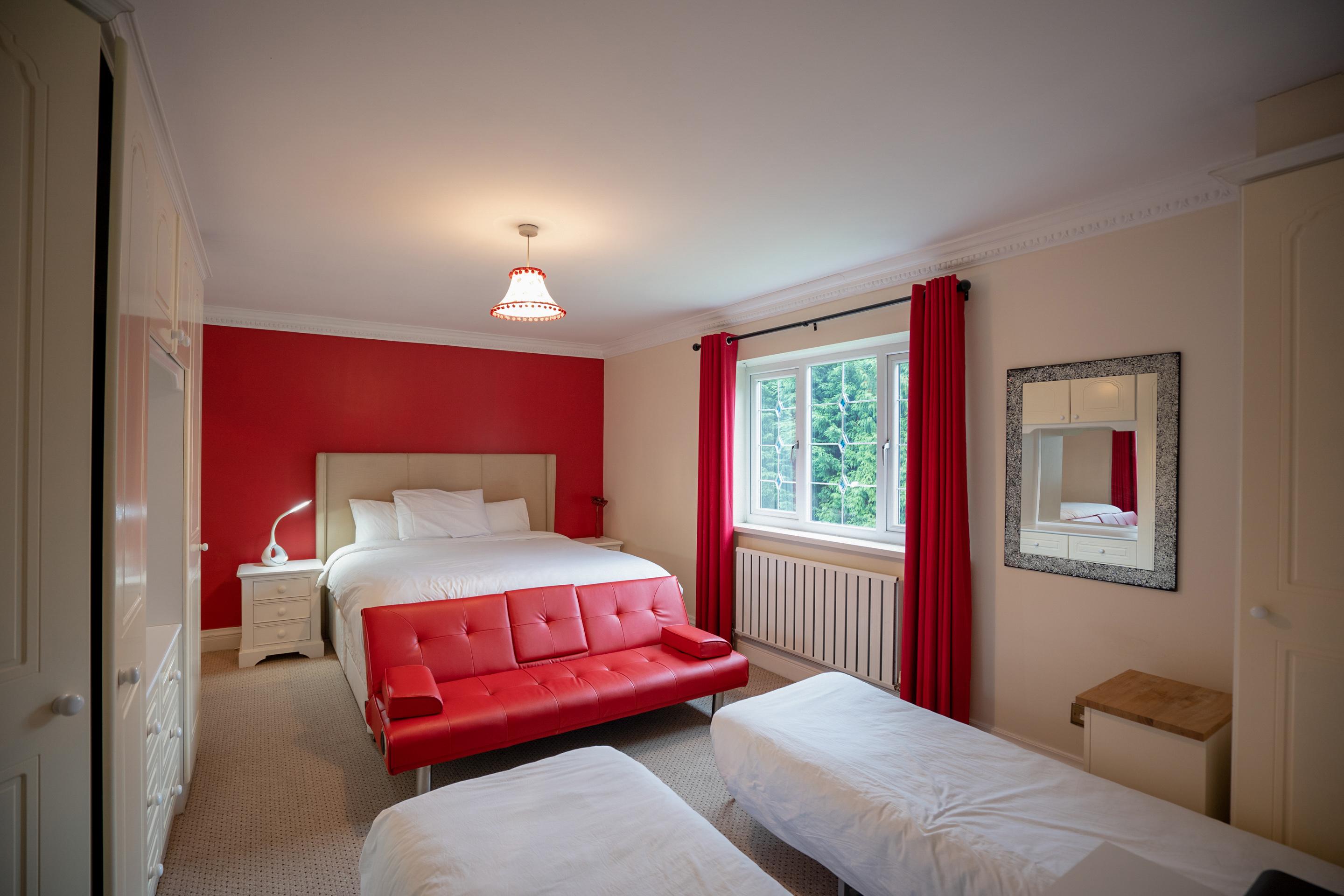 Oyo Oakcroft Guest House Manchester Airport Ringway Exteriör bild