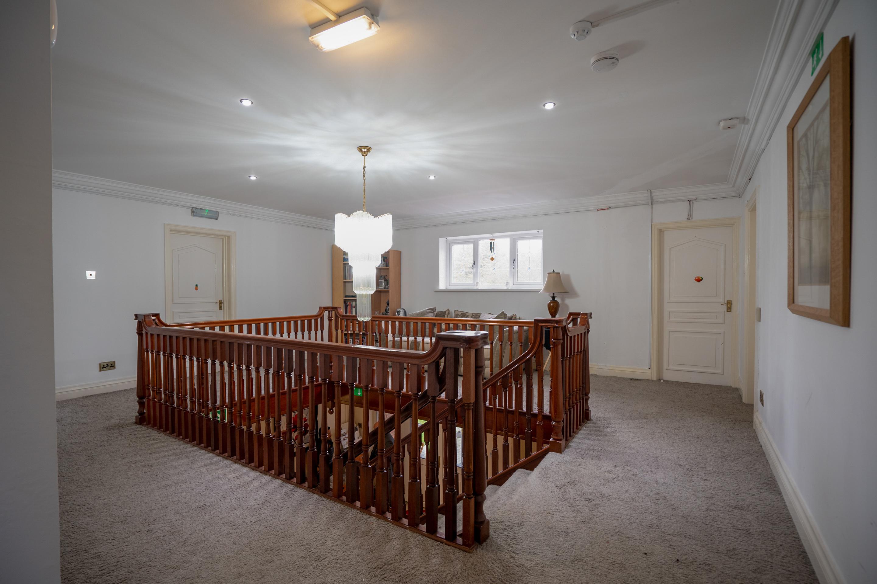 Oyo Oakcroft Guest House Manchester Airport Ringway Exteriör bild